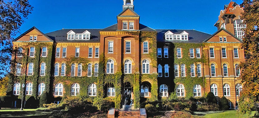 What Will They Learn? - Saint Anselm College